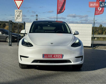 Белый Тесла Model Y, объемом двигателя 0 л и пробегом 26 тыс. км за 29900 $, фото 13 на Automoto.ua