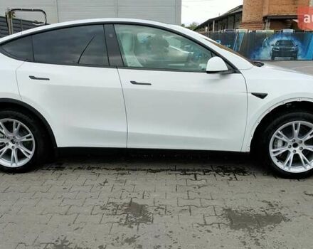Белый Тесла Model Y, объемом двигателя 0 л и пробегом 7 тыс. км за 27500 $, фото 7 на Automoto.ua