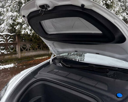 Белый Тесла Model Y, объемом двигателя 0 л и пробегом 16 тыс. км за 30999 $, фото 31 на Automoto.ua