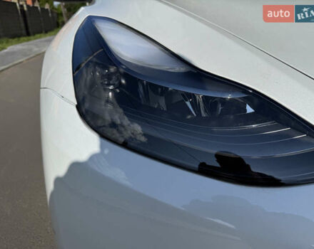 Белый Тесла Model Y, объемом двигателя 0 л и пробегом 18 тыс. км за 20800 $, фото 13 на Automoto.ua