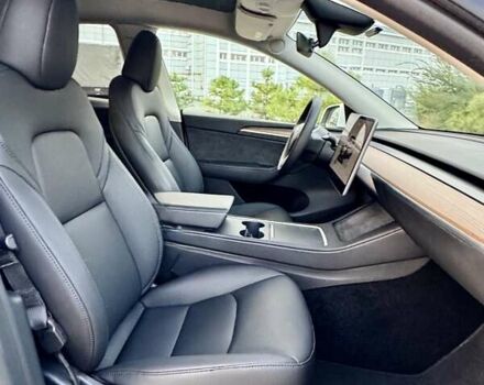 Белый Тесла Model Y, объемом двигателя 0 л и пробегом 3 тыс. км за 34498 $, фото 27 на Automoto.ua