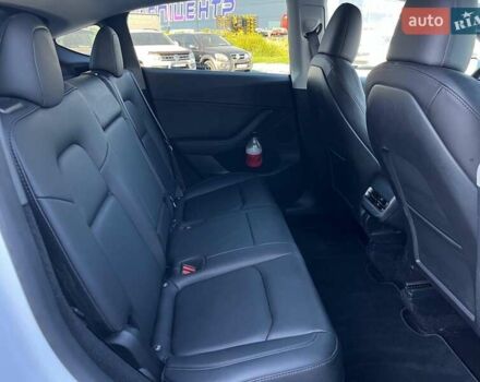 Белый Тесла Model Y, объемом двигателя 0 л и пробегом 34 тыс. км за 30890 $, фото 26 на Automoto.ua