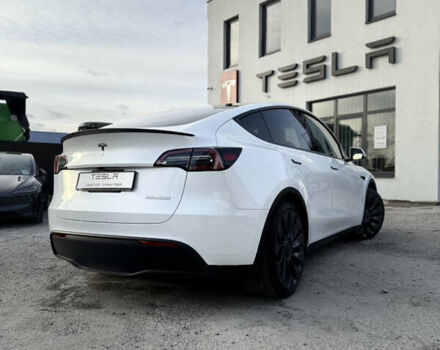 Белый Тесла Model Y, объемом двигателя 0 л и пробегом 1 тыс. км за 42500 $, фото 16 на Automoto.ua