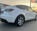 Белый Тесла Model Y, объемом двигателя 0 л и пробегом 8 тыс. км за 33000 $, фото 3 на Automoto.ua
