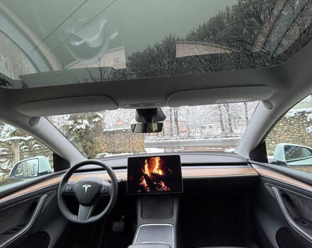 Белый Тесла Model Y, объемом двигателя 0 л и пробегом 16 тыс. км за 30999 $, фото 77 на Automoto.ua