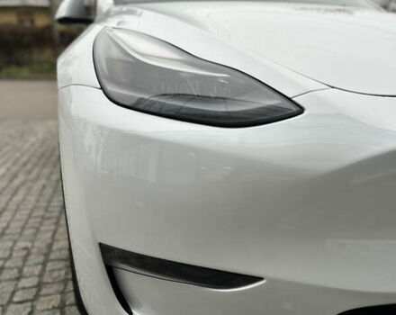 Белый Тесла Model Y, объемом двигателя 0 л и пробегом 16 тыс. км за 33700 $, фото 8 на Automoto.ua