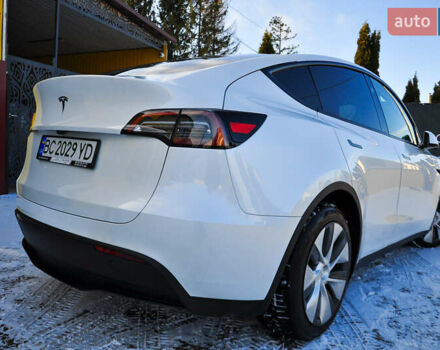 Белый Тесла Model Y, объемом двигателя 0 л и пробегом 17 тыс. км за 29200 $, фото 19 на Automoto.ua
