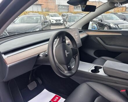 Белый Тесла Model Y, объемом двигателя 0 л и пробегом 25 тыс. км за 33290 $, фото 21 на Automoto.ua