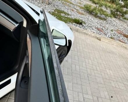 Белый Тесла Model Y, объемом двигателя 0 л и пробегом 3 тыс. км за 34498 $, фото 29 на Automoto.ua