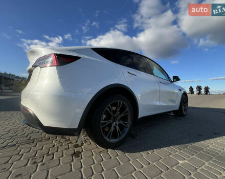 Тесла Model Y 2024 у Жовкві на Automoto.ua Білий Тесла Model Y, об'ємом двигуна 0 л та пробігом 30 тис. км за 33000 $, фото 9 на Automoto.ua
