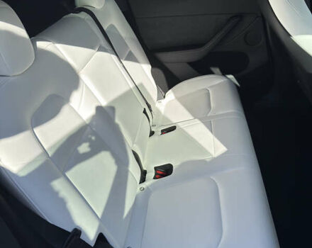 Белый Тесла Model Y, объемом двигателя 0 л и пробегом 8 тыс. км за 35000 $, фото 12 на Automoto.ua