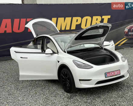 Белый Тесла Model Y, объемом двигателя 0 л и пробегом 23 тыс. км за 26500 $, фото 15 на Automoto.ua