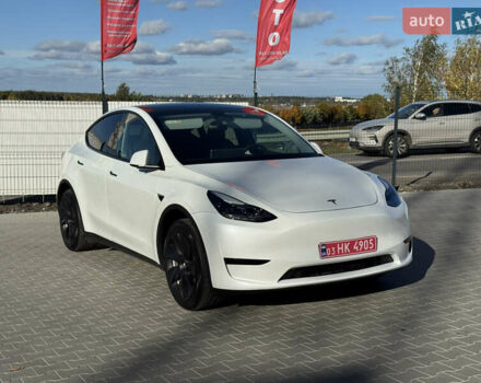 Белый Тесла Model Y, объемом двигателя 0 л и пробегом 26 тыс. км за 29900 $, фото 68 на Automoto.ua