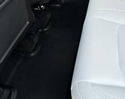 Белый Тесла Model Y, объемом двигателя 0 л и пробегом 17 тыс. км за 37500 $, фото 10 на Automoto.ua