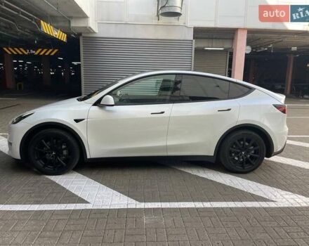 Белый Тесла Model Y, объемом двигателя 0 л и пробегом 18 тыс. км за 38900 $, фото 1 на Automoto.ua