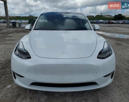 Белый Тесла Model Y, объемом двигателя 0 л и пробегом 77 тыс. км за 14000 $, фото 4 на Automoto.ua