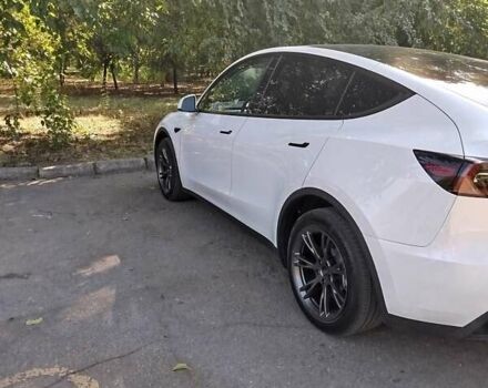 Білий Тесла Model Y, об'ємом двигуна 0 л та пробігом 25 тис. км за 32500 $, фото 8 на Automoto.ua