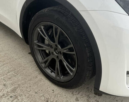 Білий Тесла Model Y, об'ємом двигуна 0 л та пробігом 10 тис. км за 31300 $, фото 6 на Automoto.ua