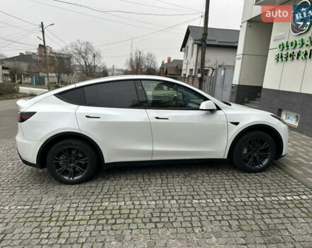 Белый Тесла Model Y, объемом двигателя 0 л и пробегом 16 тыс. км за 33700 $, фото 3 на Automoto.ua
