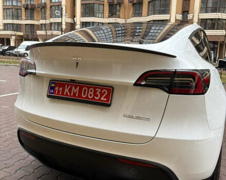 Белый Тесла Model Y, объемом двигателя 0 л и пробегом 17 тыс. км за 31300 $, фото 5 на Automoto.ua