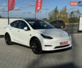 Белый Тесла Model Y, объемом двигателя 0 л и пробегом 26 тыс. км за 29900 $, фото 69 на Automoto.ua