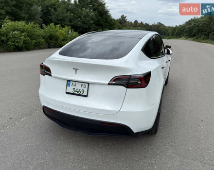 Белый Тесла Model Y, объемом двигателя 0 л и пробегом 6 тыс. км за 35000 $, фото 21 на Automoto.ua