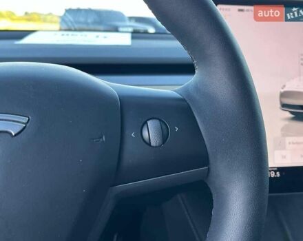 Белый Тесла Model Y, объемом двигателя 0 л и пробегом 34 тыс. км за 30890 $, фото 42 на Automoto.ua