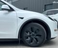 Белый Тесла Model Y, объемом двигателя 0 л и пробегом 33 тыс. км за 34890 $, фото 12 на Automoto.ua