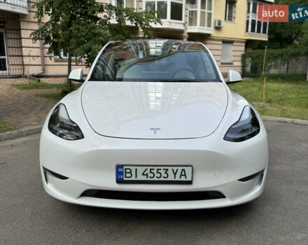Белый Тесла Model Y, объемом двигателя 0 л и пробегом 15 тыс. км за 29900 $, фото 1 на Automoto.ua