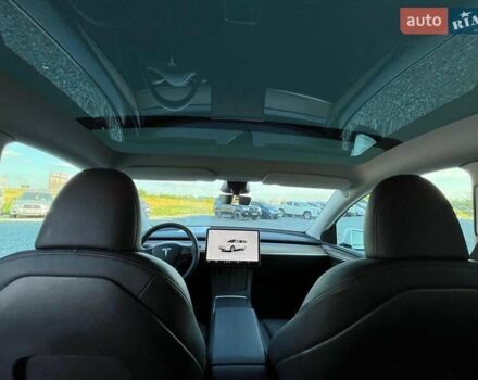 Белый Тесла Model Y, объемом двигателя 0 л и пробегом 34 тыс. км за 31440 $, фото 29 на Automoto.ua
