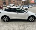 Белый Тесла Model Y, объемом двигателя 0 л и пробегом 2 тыс. км за 34500 $, фото 5 на Automoto.ua
