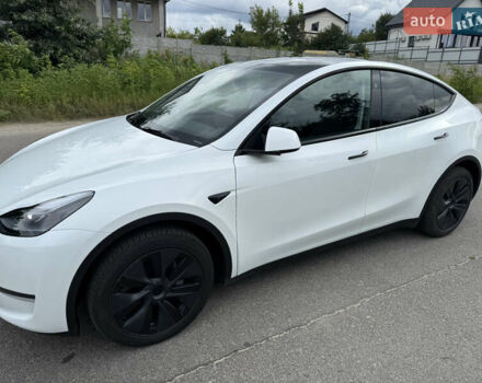 Белый Тесла Model Y, объемом двигателя 0 л и пробегом 6 тыс. км за 35000 $, фото 25 на Automoto.ua