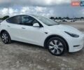 Белый Тесла Model Y, объемом двигателя 0 л и пробегом 77 тыс. км за 14000 $, фото 3 на Automoto.ua