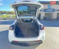 Белый Тесла Model Y, объемом двигателя 0 л и пробегом 26 тыс. км за 29900 $, фото 20 на Automoto.ua