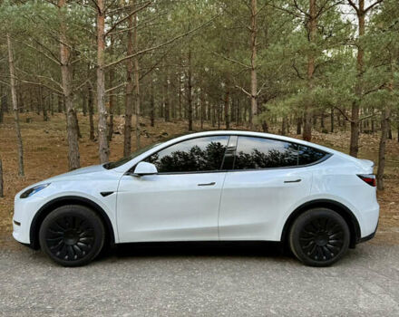 Белый Тесла Model Y, объемом двигателя 0 л и пробегом 4 тыс. км за 32700 $, фото 6 на Automoto.ua