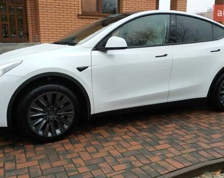 Белый Тесла Model Y, объемом двигателя 0 л и пробегом 8 тыс. км за 27300 $, фото 12 на Automoto.ua