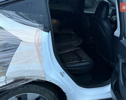 Білий Тесла Model Y, об'ємом двигуна 0 л та пробігом 96 тис. км за 19900 $, фото 21 на Automoto.ua