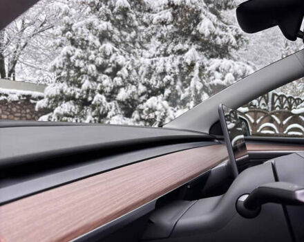 Белый Тесла Model Y, объемом двигателя 0 л и пробегом 16 тыс. км за 30999 $, фото 55 на Automoto.ua