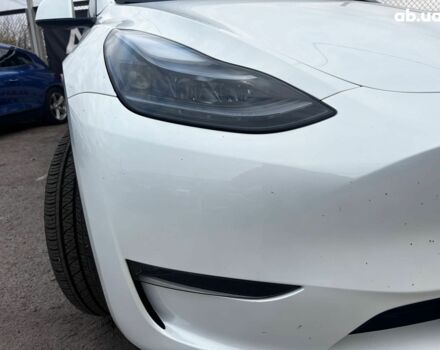 Белый Тесла Model Y, объемом двигателя 0 л и пробегом 25 тыс. км за 33290 $, фото 8 на Automoto.ua