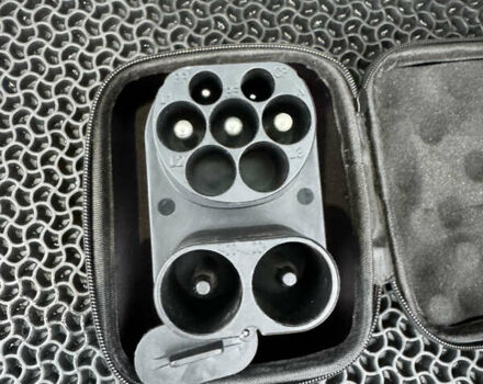 Белый Тесла Model Y, объемом двигателя 0 л и пробегом 23 тыс. км за 34000 $, фото 24 на Automoto.ua