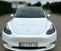 Белый Тесла Model Y, объемом двигателя 0 л и пробегом 5 тыс. км за 29999 $, фото 6 на Automoto.ua