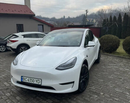 Білий Тесла Model Y, об'ємом двигуна 0 л та пробігом 8 тис. км за 34500 $, фото 1 на Automoto.ua