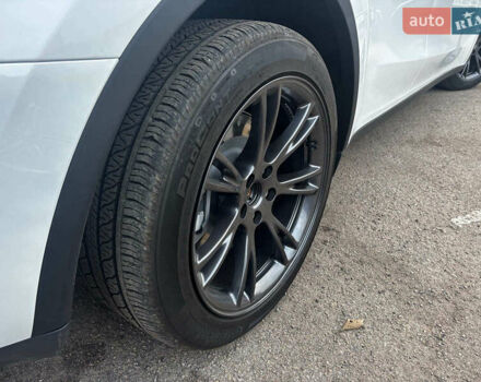 Белый Тесла Model Y, объемом двигателя 0 л и пробегом 25 тыс. км за 33290 $, фото 12 на Automoto.ua