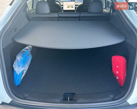 Белый Тесла Model Y, объемом двигателя 0 л и пробегом 1 тыс. км за 63500 $, фото 24 на Automoto.ua