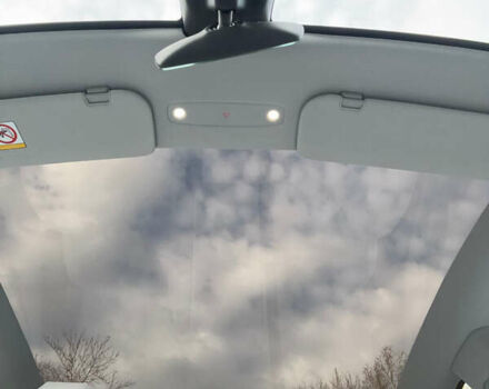 Белый Тесла Model Y, объемом двигателя 0 л и пробегом 1 тыс. км за 61141 $, фото 25 на Automoto.ua