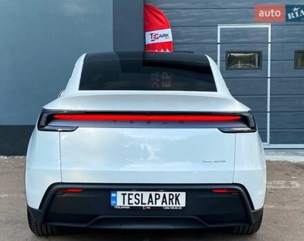 Белый Тесла Model Y, объемом двигателя 0 л и пробегом 1 тыс. км за 63216 $, фото 7 на Automoto.ua