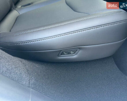 Белый Тесла Model Y, объемом двигателя 0 л и пробегом 1 тыс. км за 63500 $, фото 20 на Automoto.ua