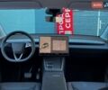 Белый Тесла Model Y, объемом двигателя 0 л и пробегом 1 тыс. км за 63216 $, фото 17 на Automoto.ua