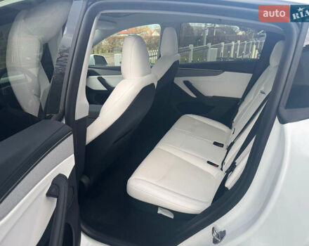 Белый Тесла Model Y, объемом двигателя 0 л и пробегом 1 тыс. км за 61141 $, фото 30 на Automoto.ua