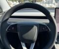 Белый Тесла Model Y, объемом двигателя 0 л и пробегом 50 тыс. км за 42000 $, фото 49 на Automoto.ua